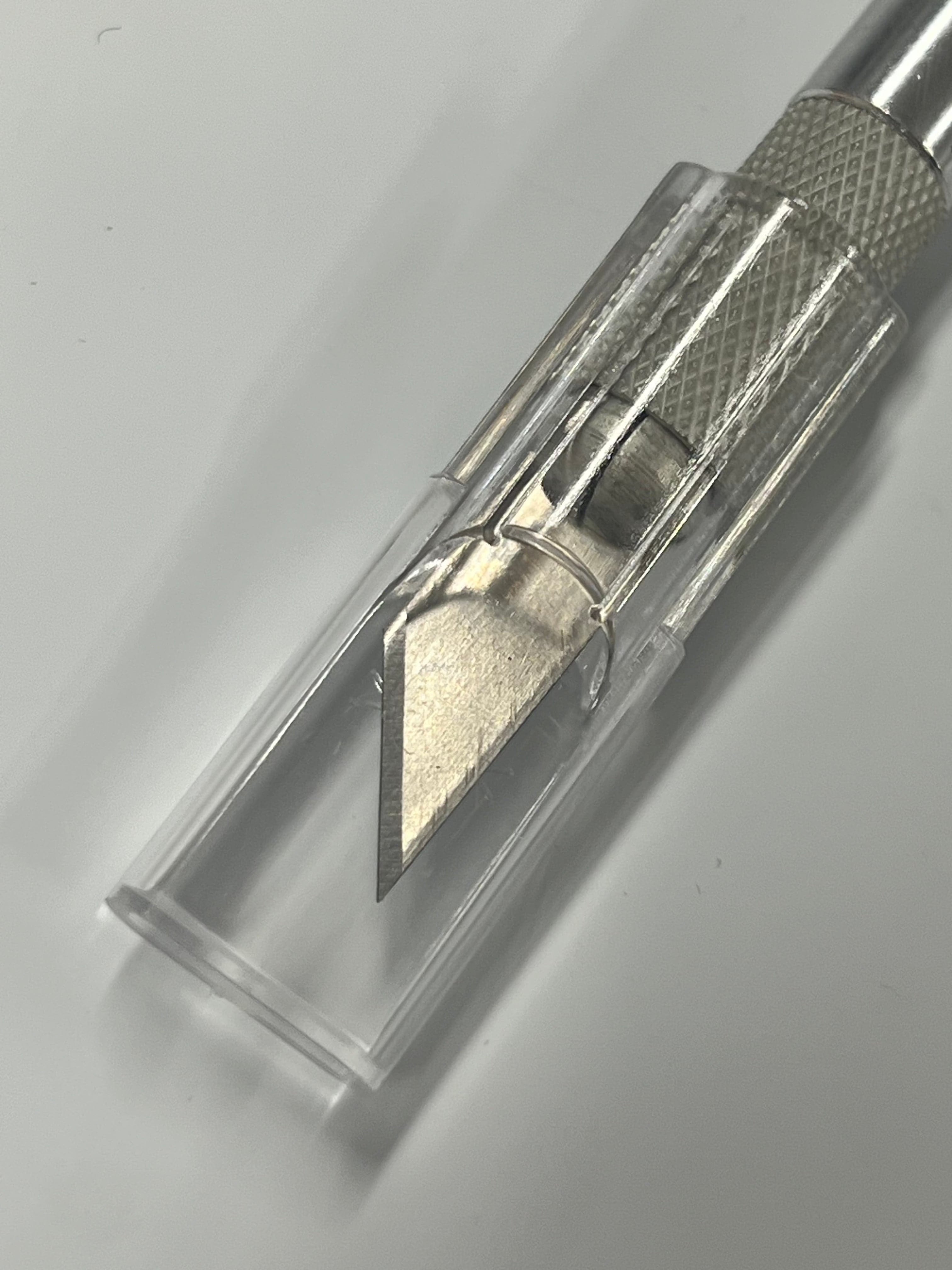 Precision knife (scalpel)