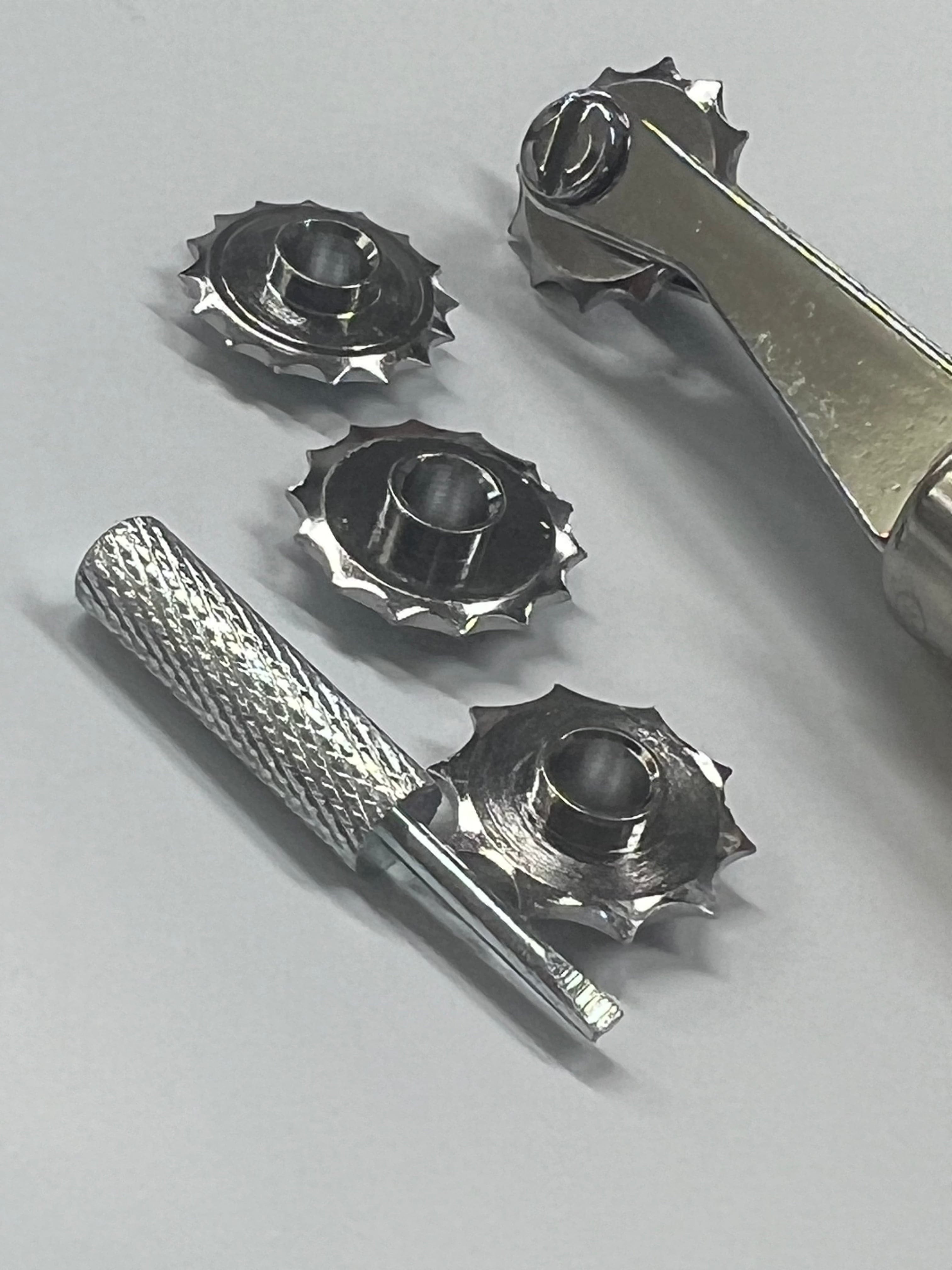 4-in-1 Marking wheel for leather stitching