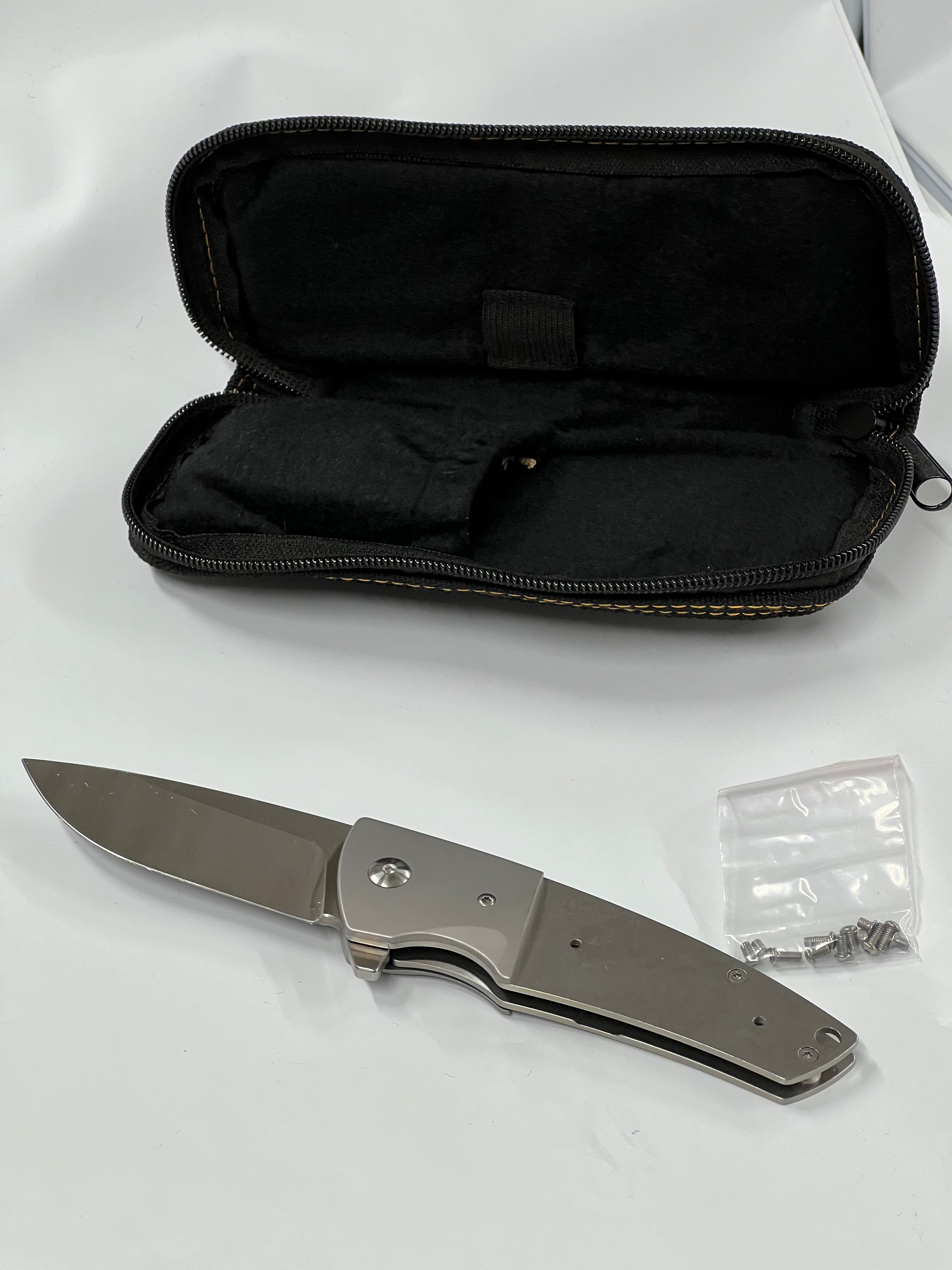 Gentleman Folding knife set Cloud damask