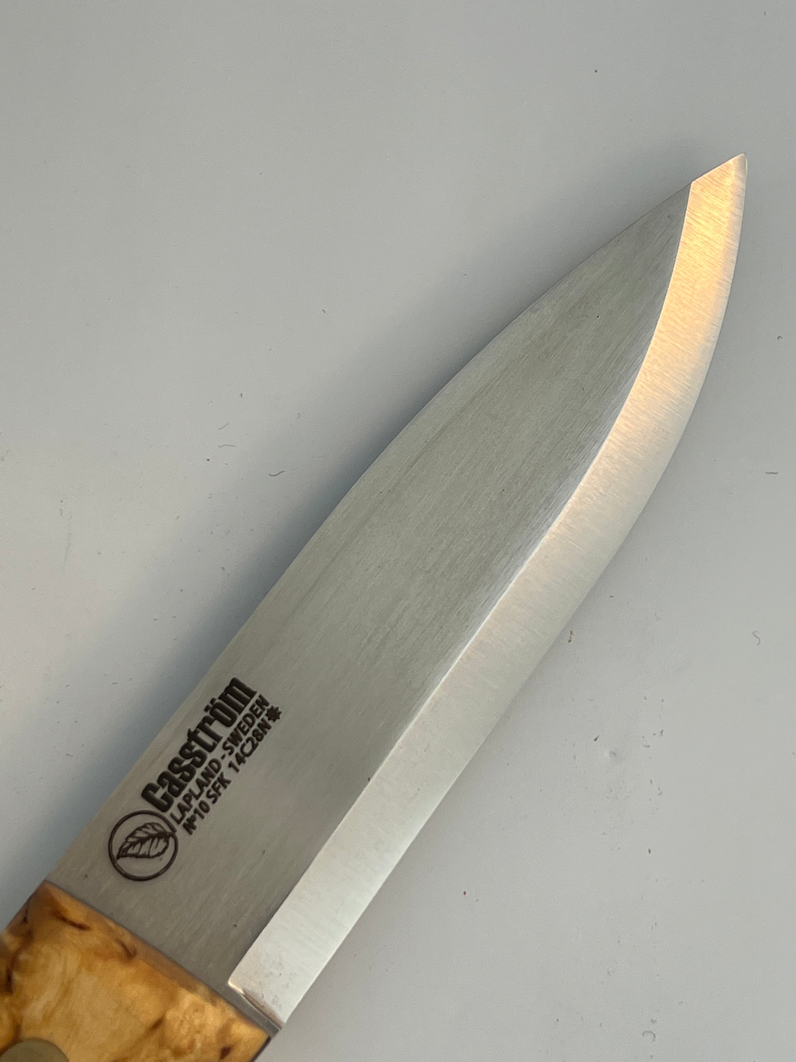 Casstrom No. 10 SFK Kniv med lærslire og lærlanyard