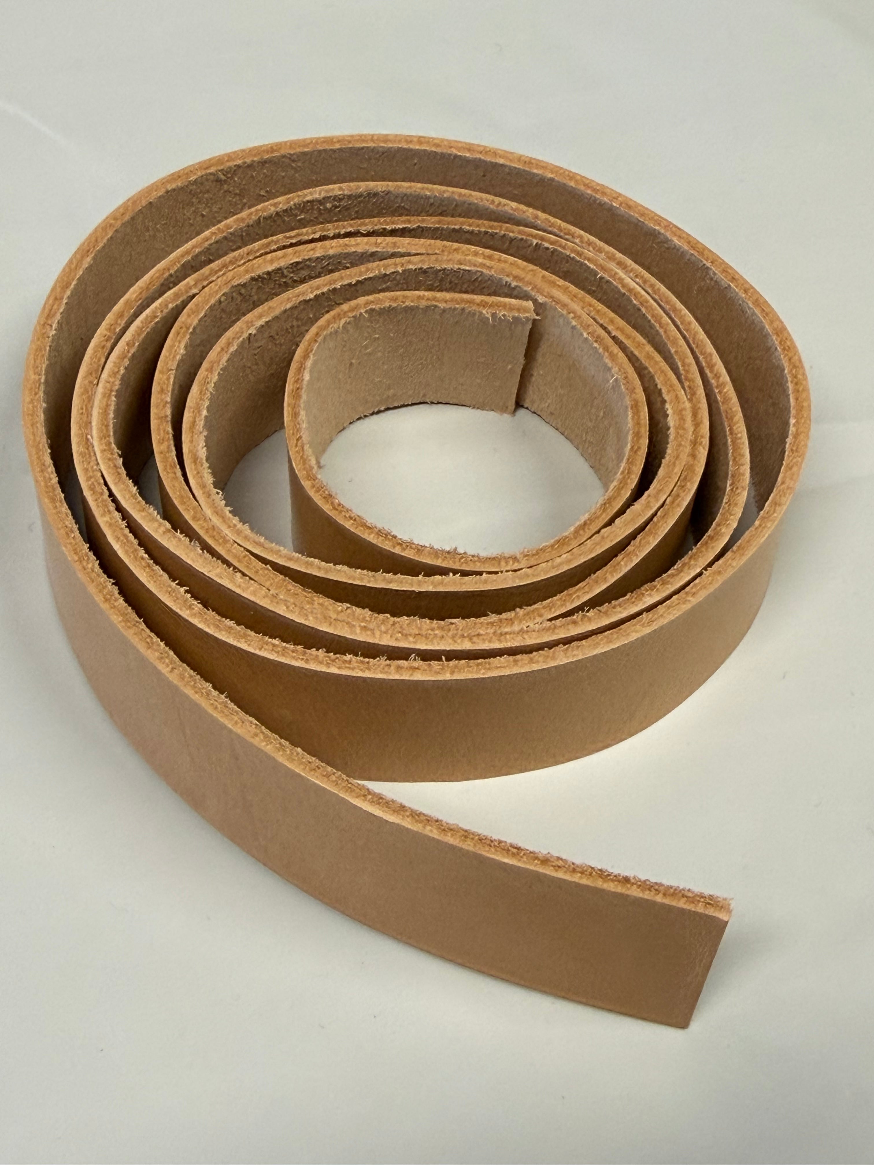 Leather for making knife sheaths: Raw edge, sheath leather and strap/suspension leather