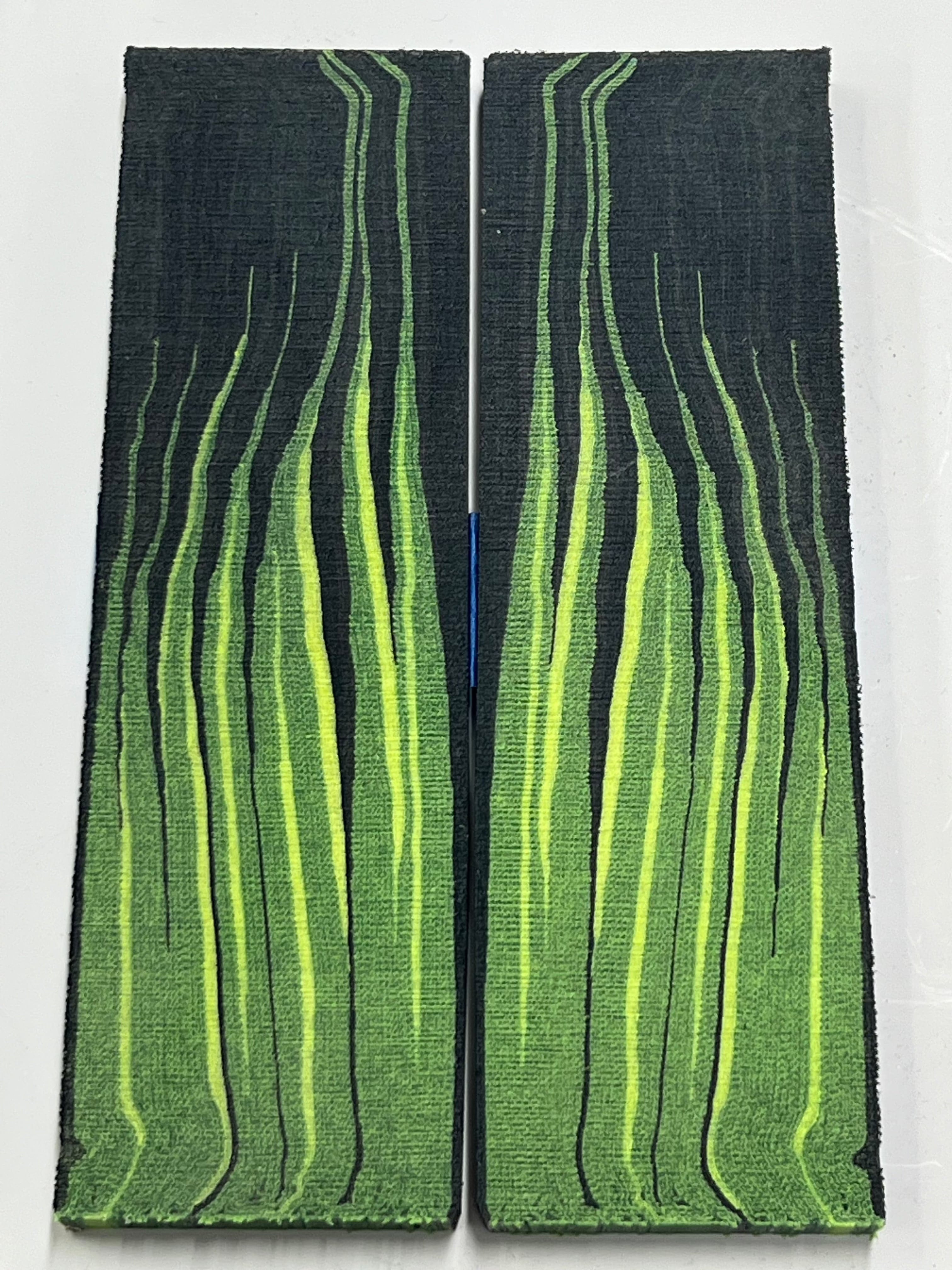 Micarta Matrix Flame (set med 2 tallrikar)