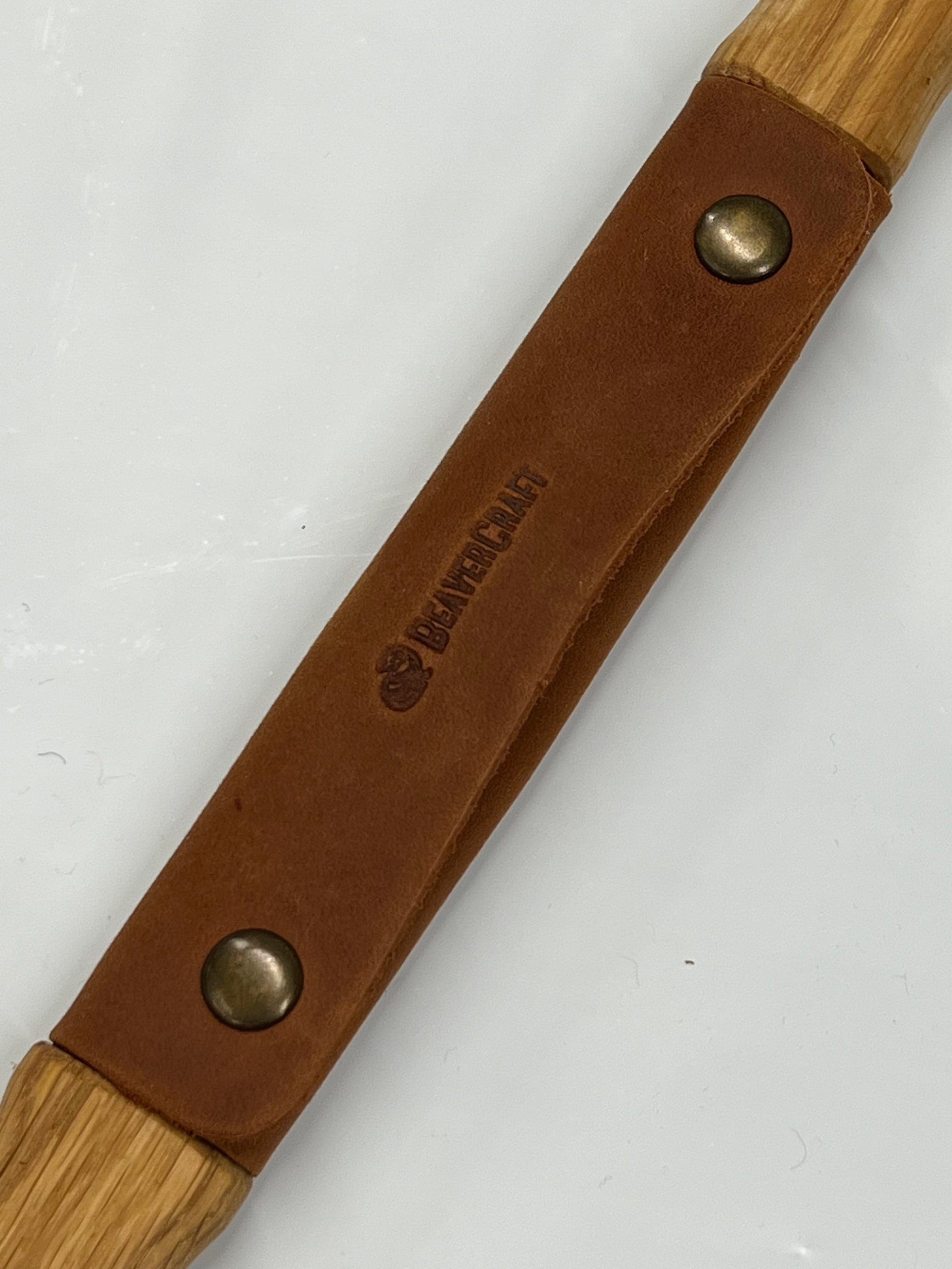 Scavenger knife DK1S 120mm blad. handle of oak and leather sheath Beaver Craft