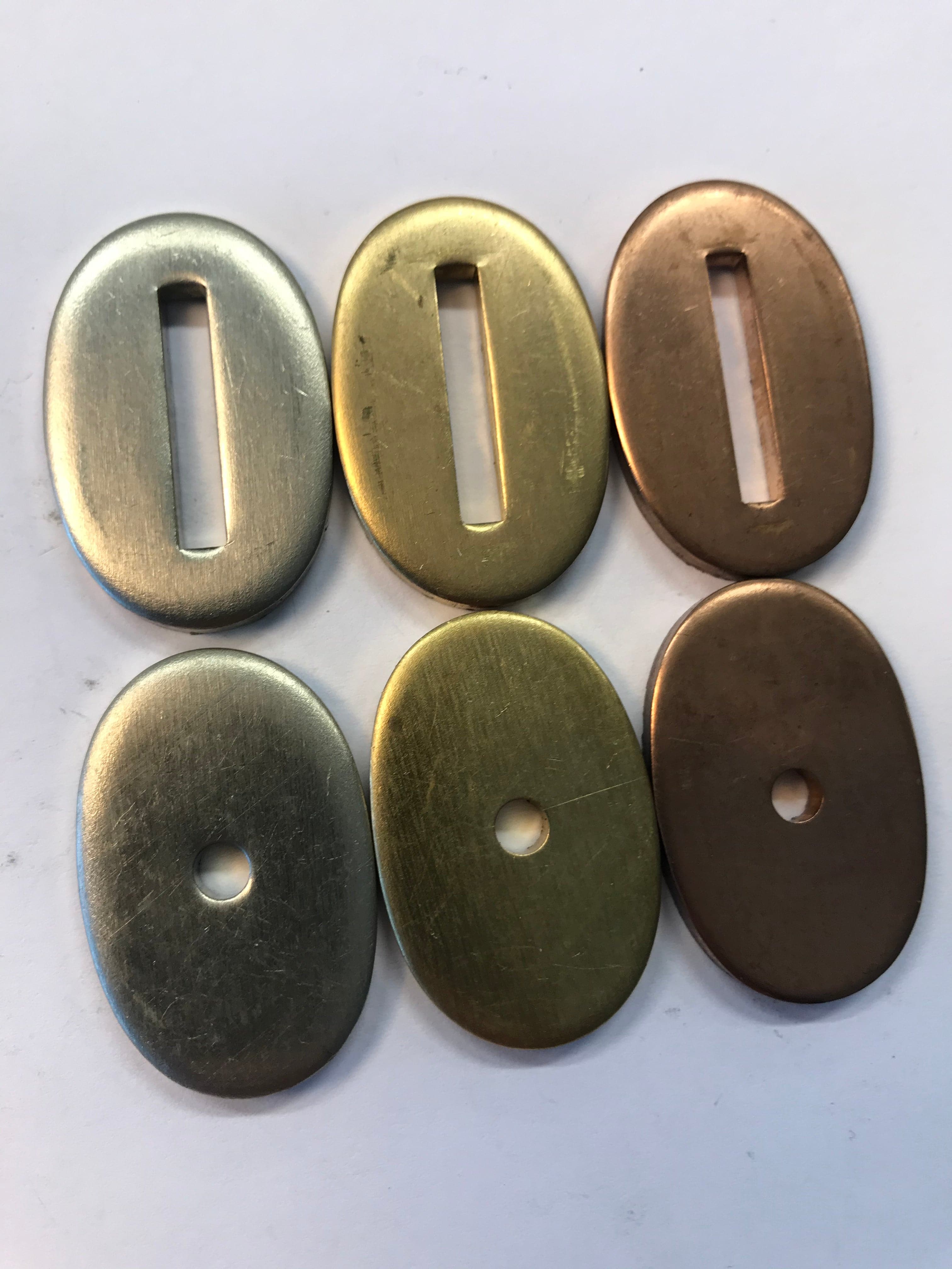 Socket or end plate 21x32mm