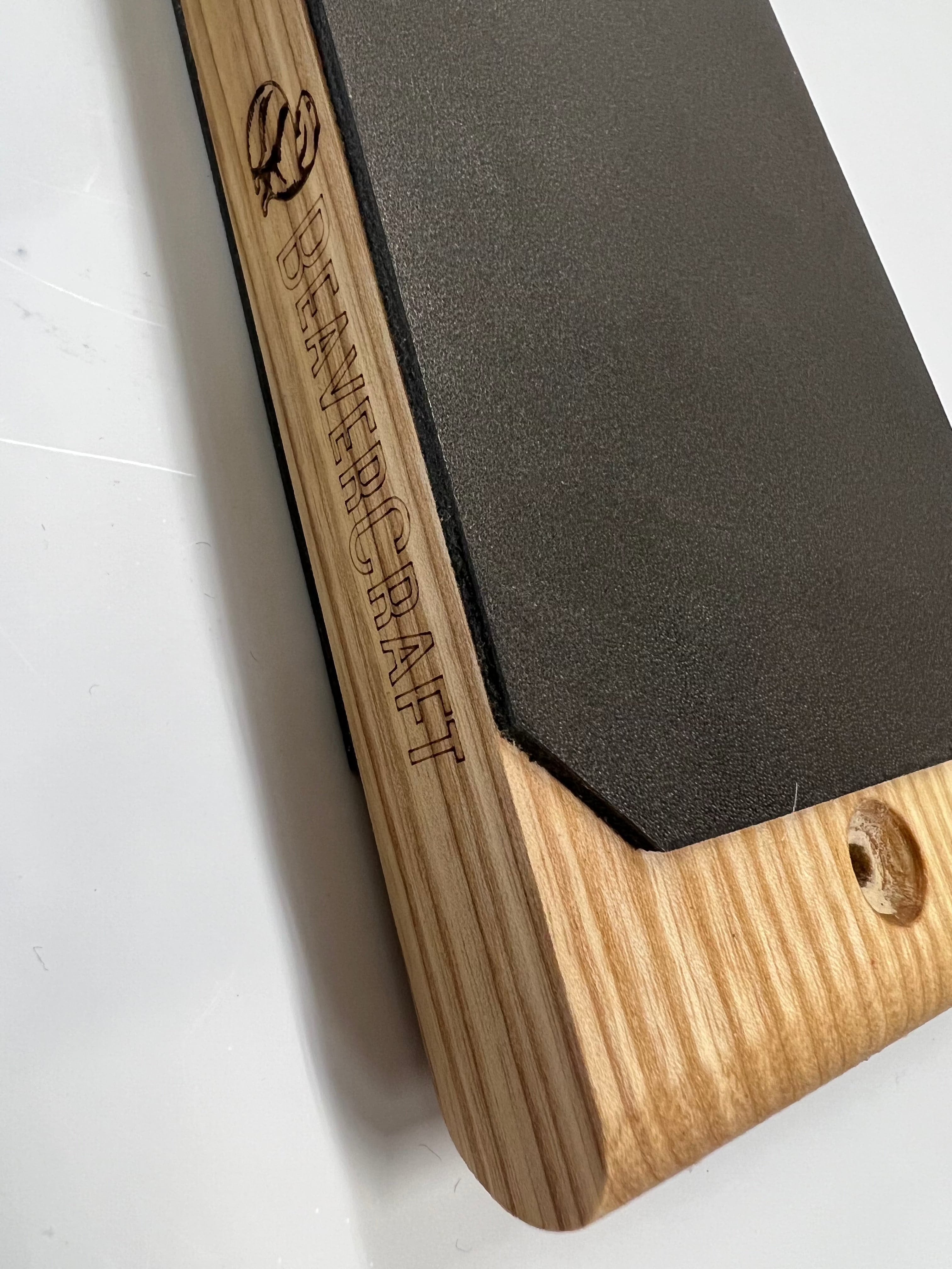 Double-sided leather strap 230x80 on ash wood including sanding paste LS1P1