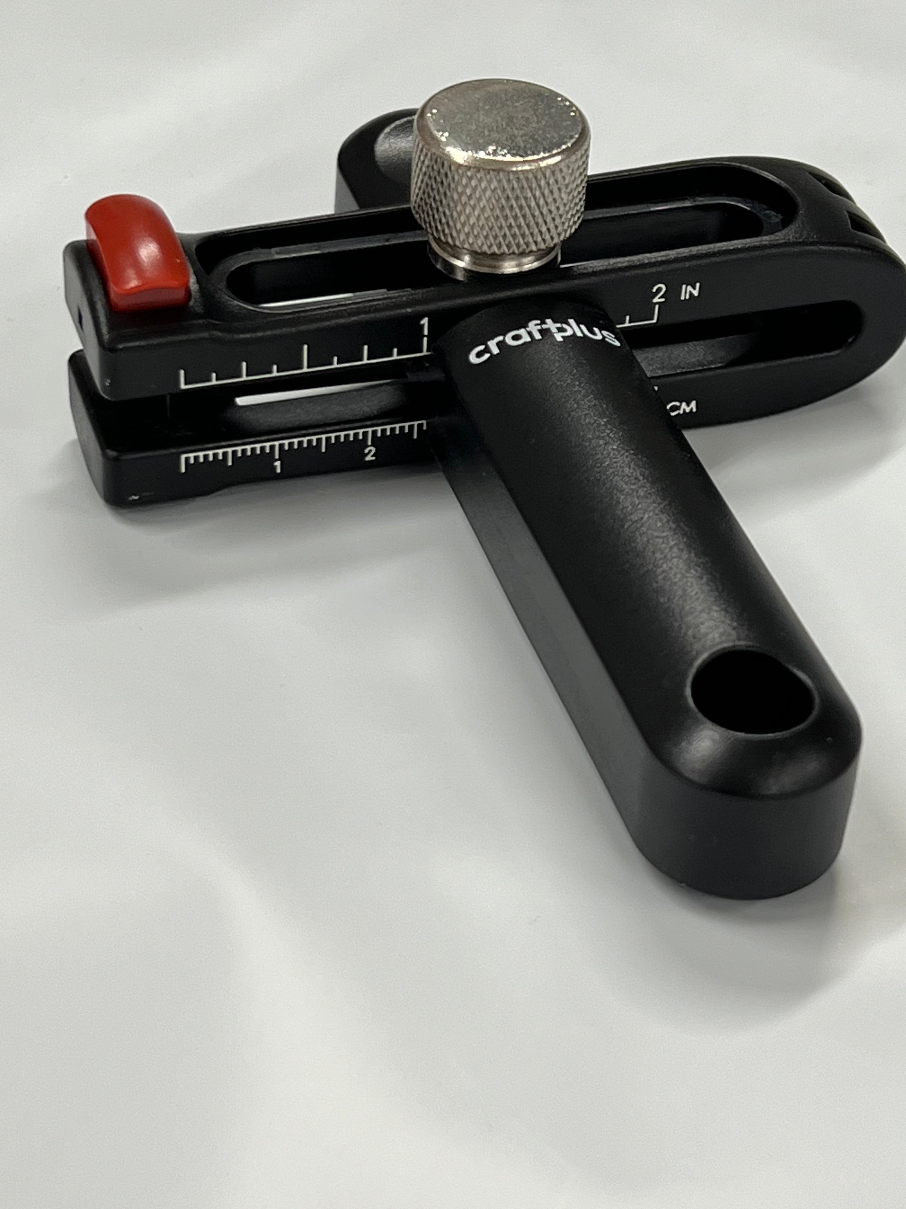 Kniv for stroppelær.