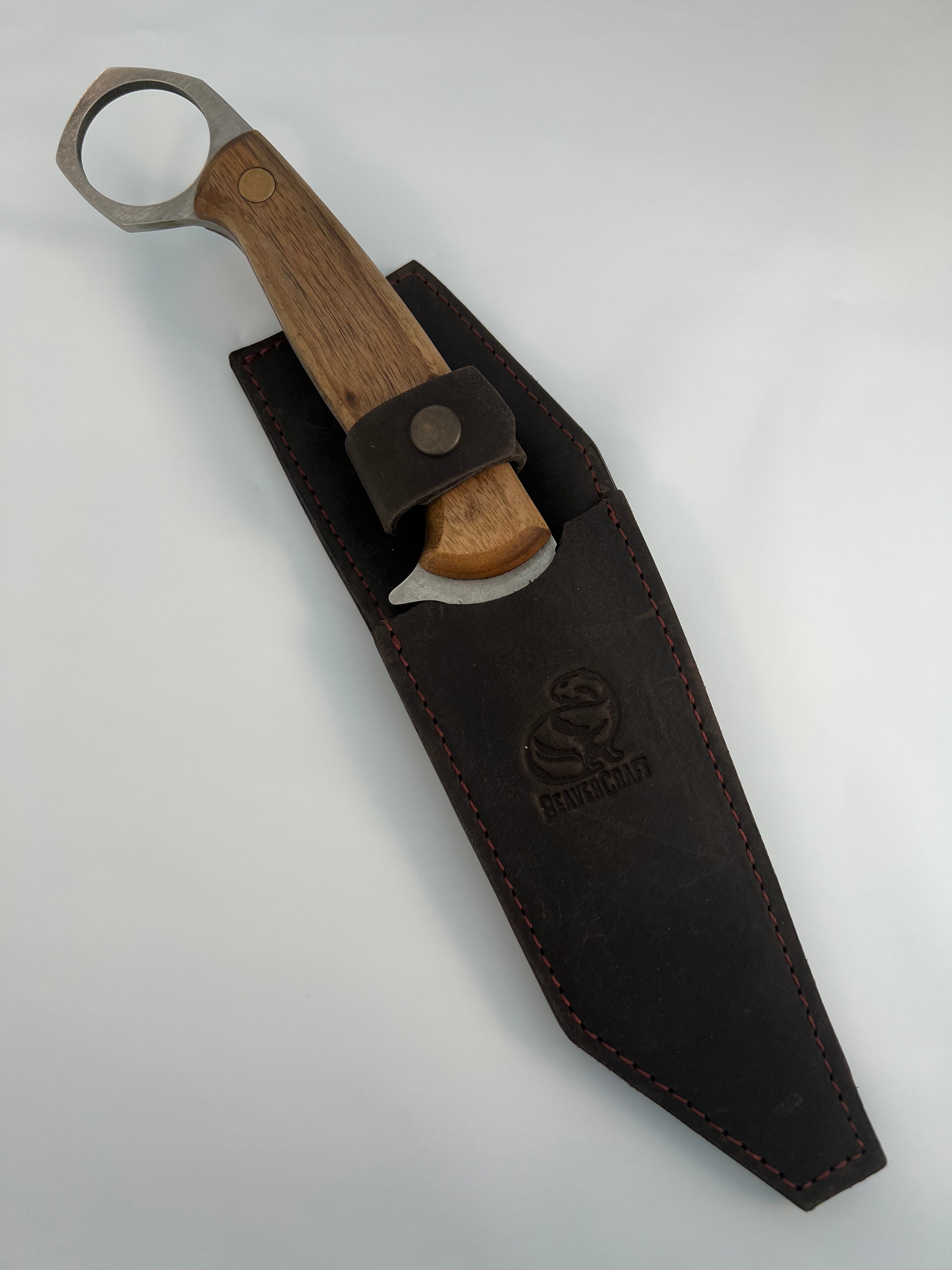 Ukrainsk campingkarambit CGK1 med läderslida