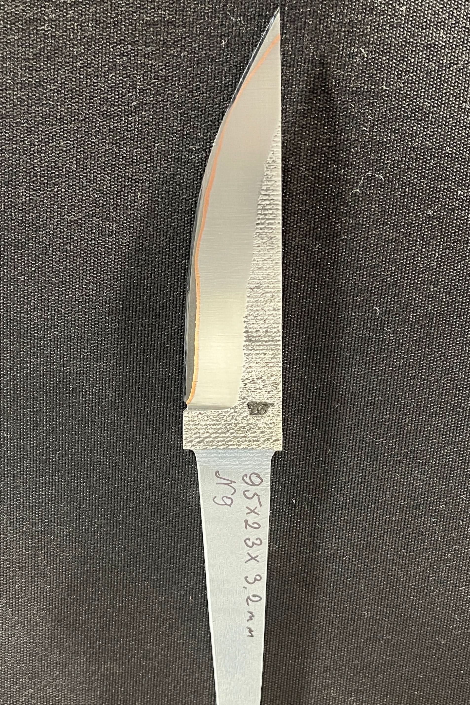 Hand-forged laminated knife blade - Copper San Mai - Vladyslav Chulan VCSM No. 9