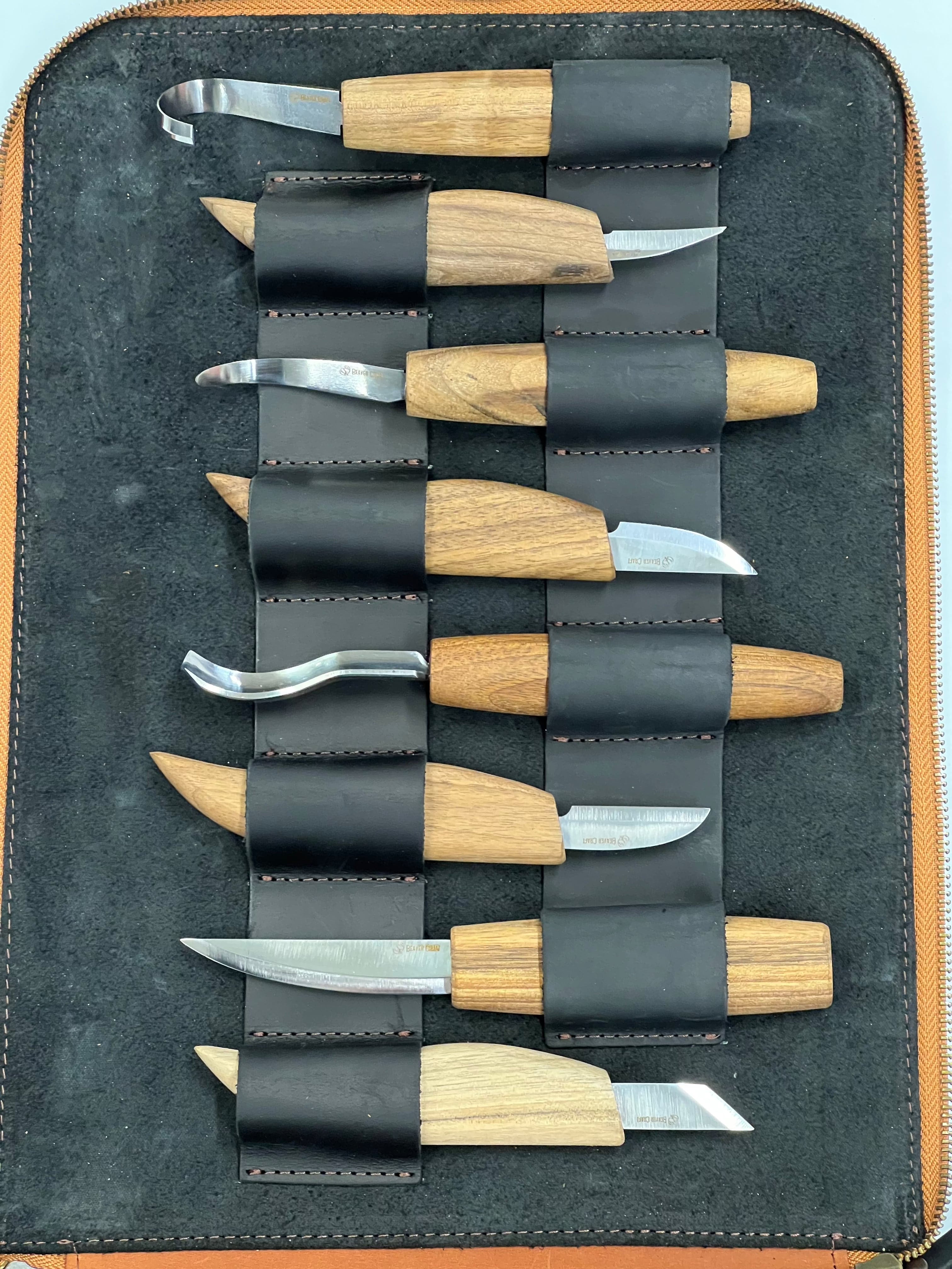 Leather Wood Carving Set in Shoulder Fluid S50X Beaver Craft