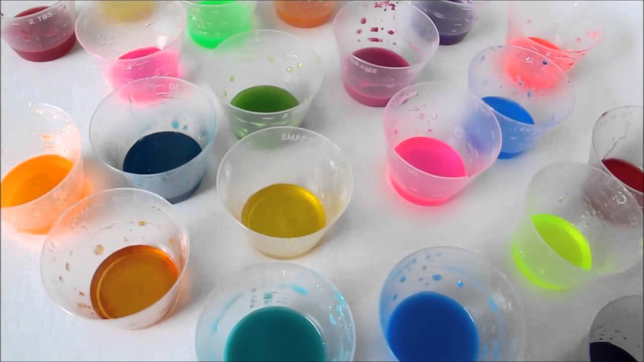 Flytende farge til epoxystøping
